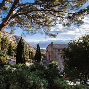 https://petit-hotel-hostatgeria-la-victoria.balearic-islands.net